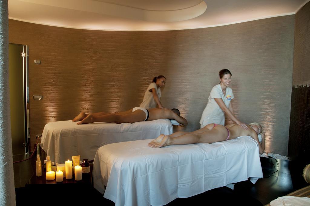 Hotel Waldorf- Premier Resort Milano Marittima Bagian luar foto