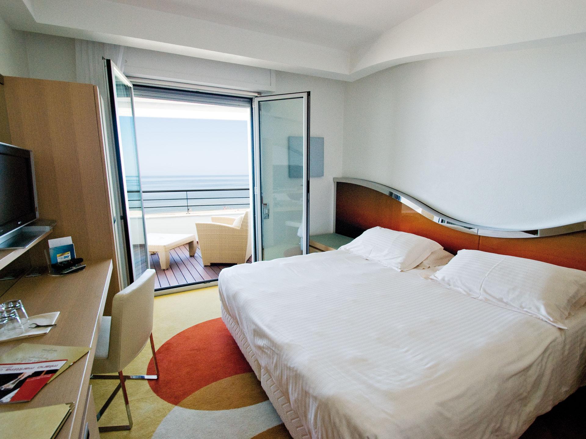 Hotel Waldorf- Premier Resort Milano Marittima Bagian luar foto