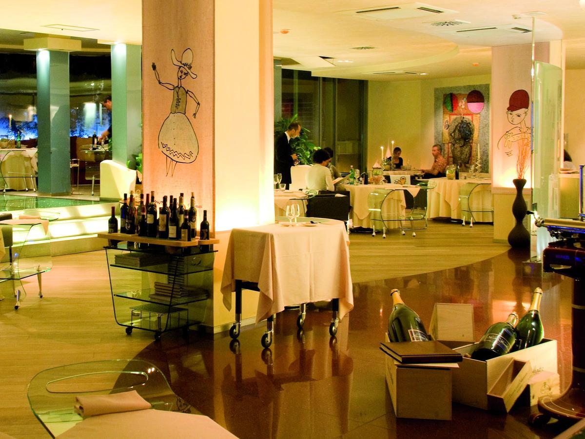 Hotel Waldorf- Premier Resort Milano Marittima Bagian luar foto